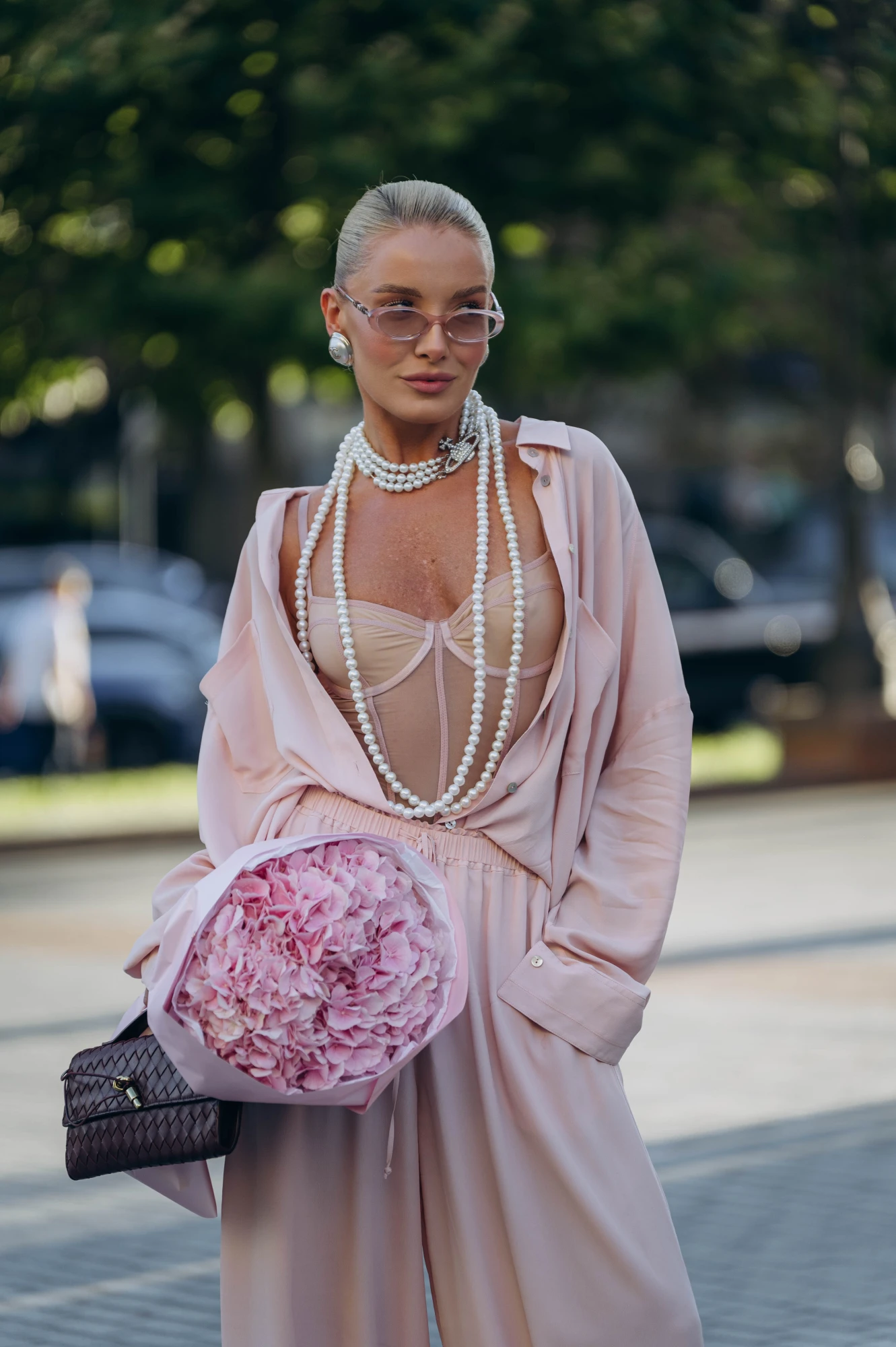Найкрасивіші образи гостей показу the COAT by Katya Silchenko у межах Ukrainian Fashion Week