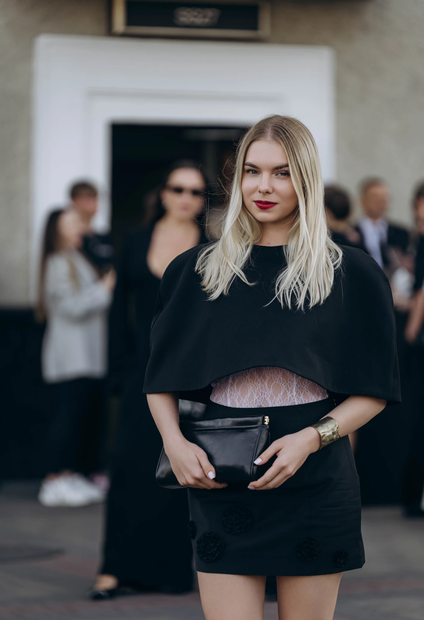 Ukrainian Fashion Week весна-літо — 2027 день 2: найцікавіші streetstyle-образи гостей 
