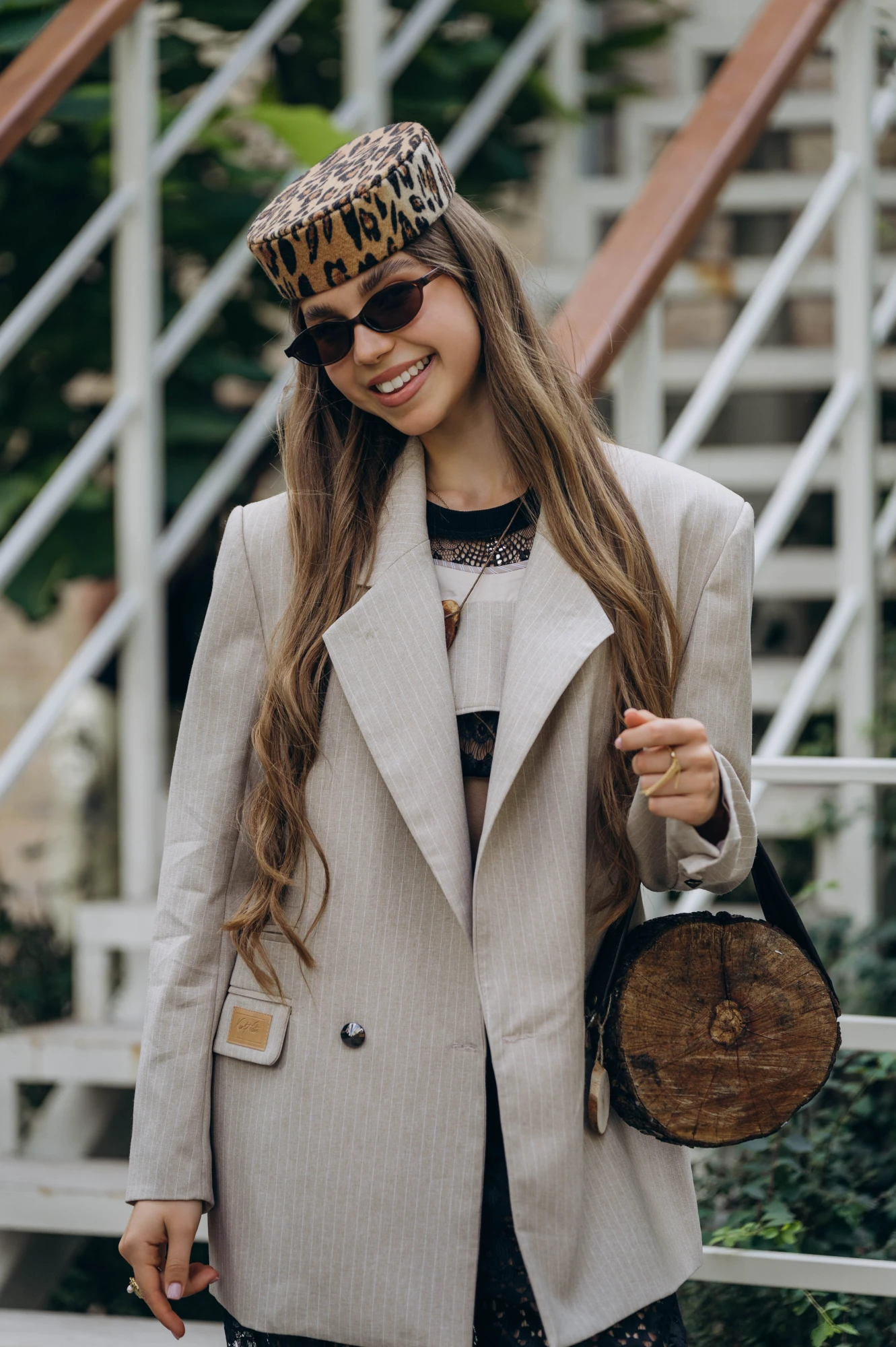 Ukrainian Fashion Week весна-літо — 2027 день 2: найцікавіші streetstyle-образи гостей 