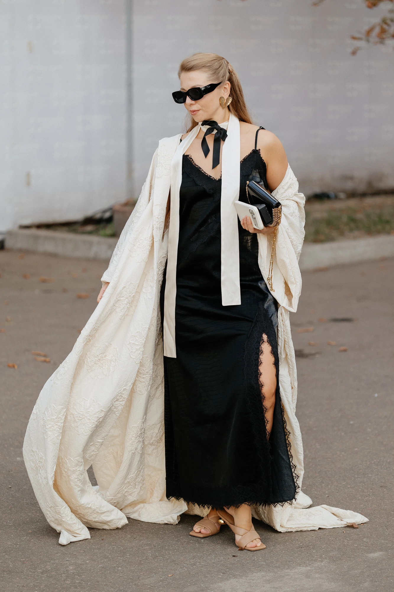 Streetstyle-образи гостей третього дня Ukrainian Fashion Week сезону весна-літо — 2027