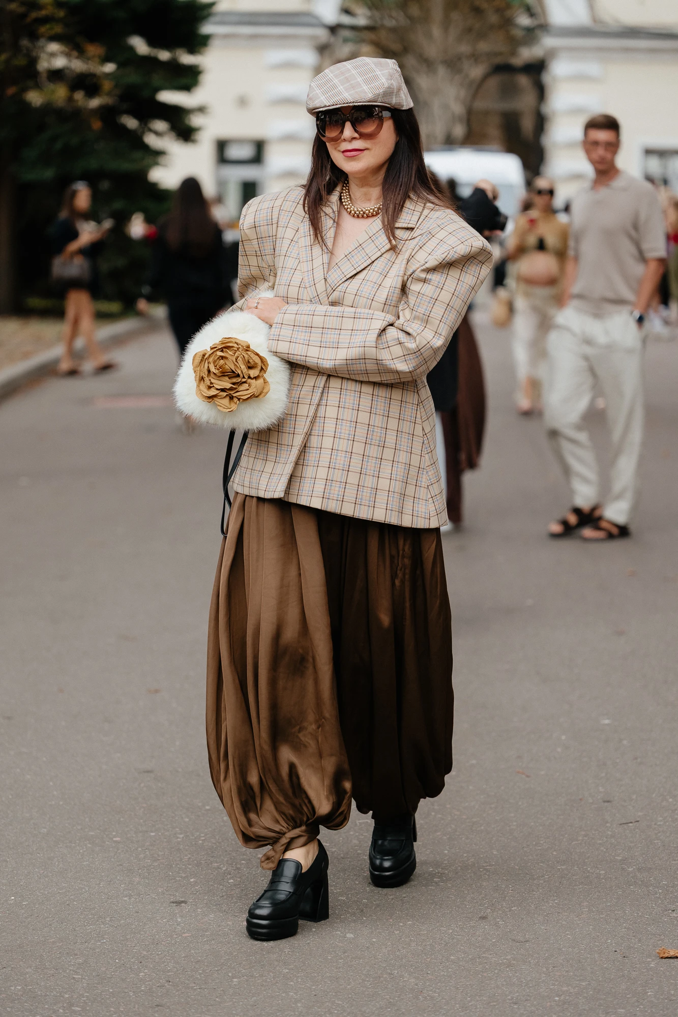 Streetstyle-образи гостей третього дня Ukrainian Fashion Week сезону весна-літо — 2027