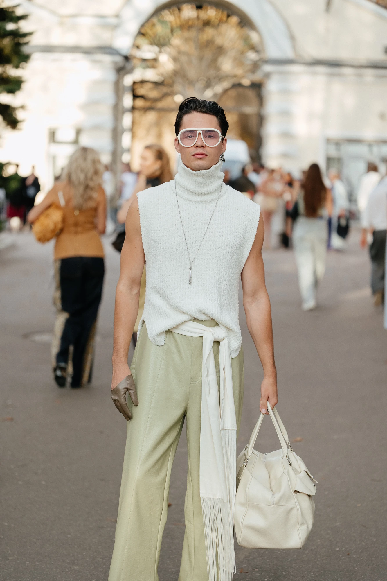 Streetstyle-образи гостей третього дня Ukrainian Fashion Week сезону весна-літо — 2027