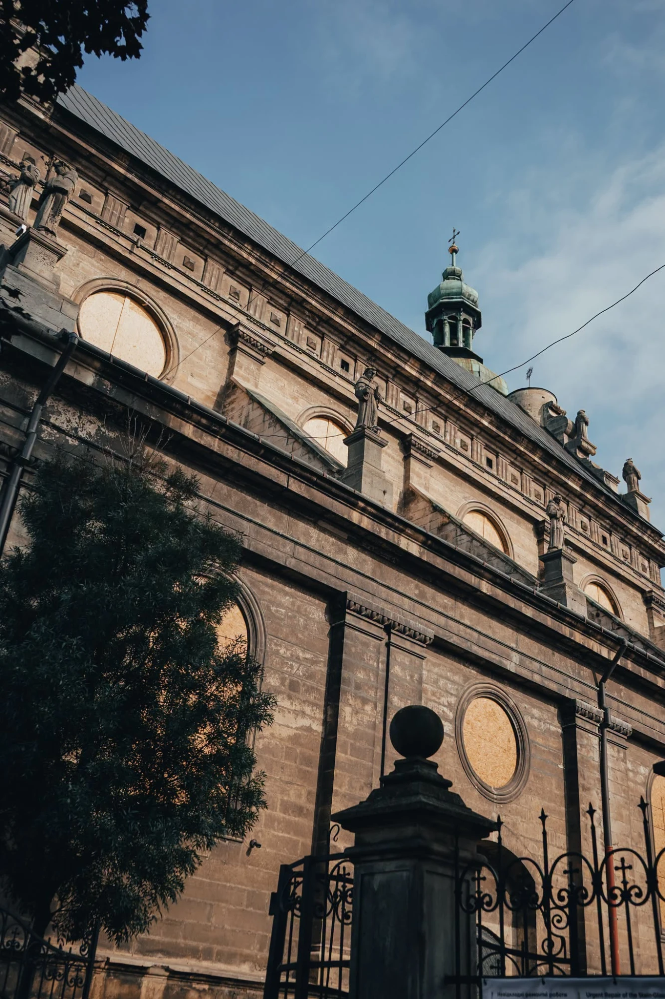 Реставрація вітражів у Храмі Святого Андрія у Львові
