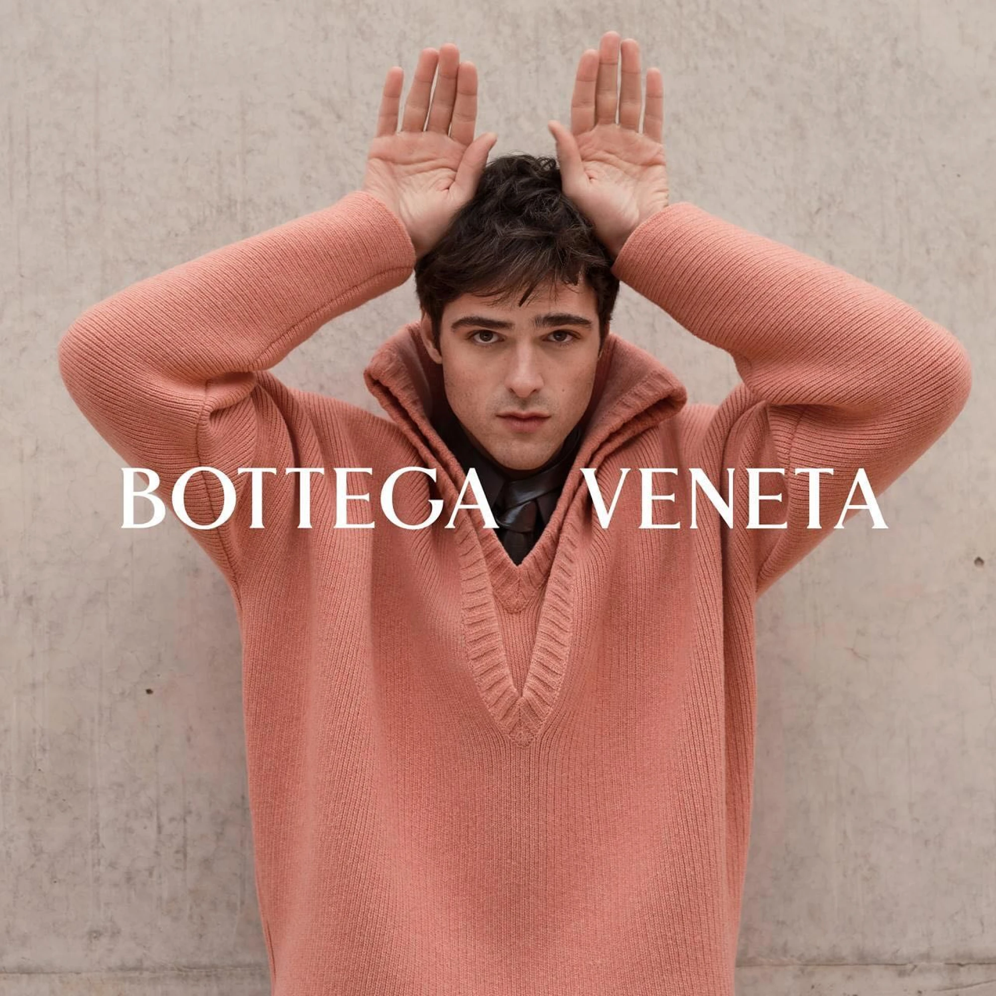 Джейкоб Елорді став новим амбасадором Bottega Veneta 