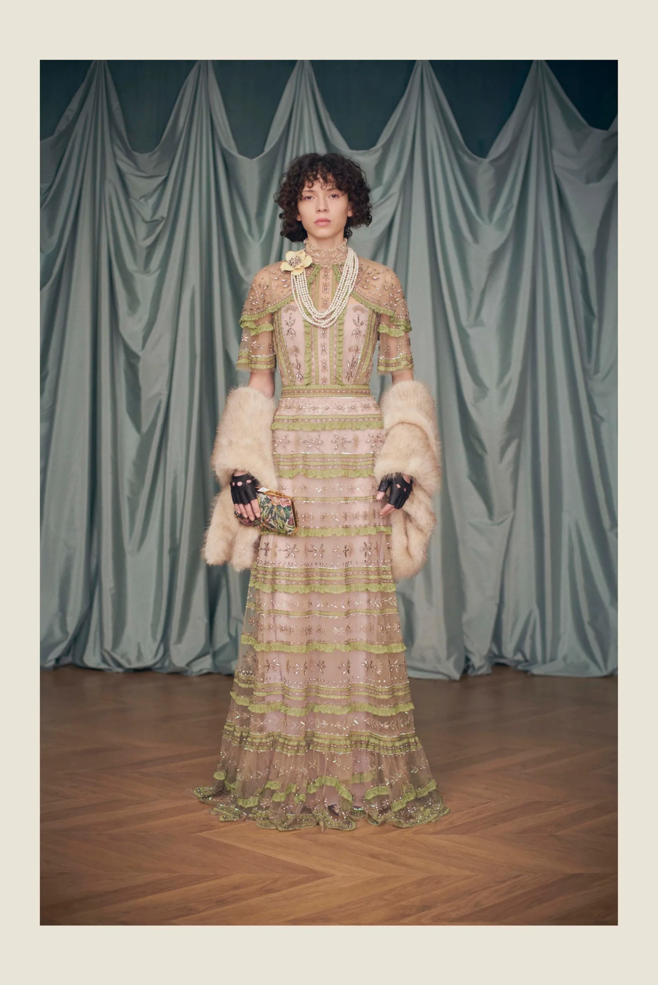 Valentino Resort 2025 від Алессандро Мікеле