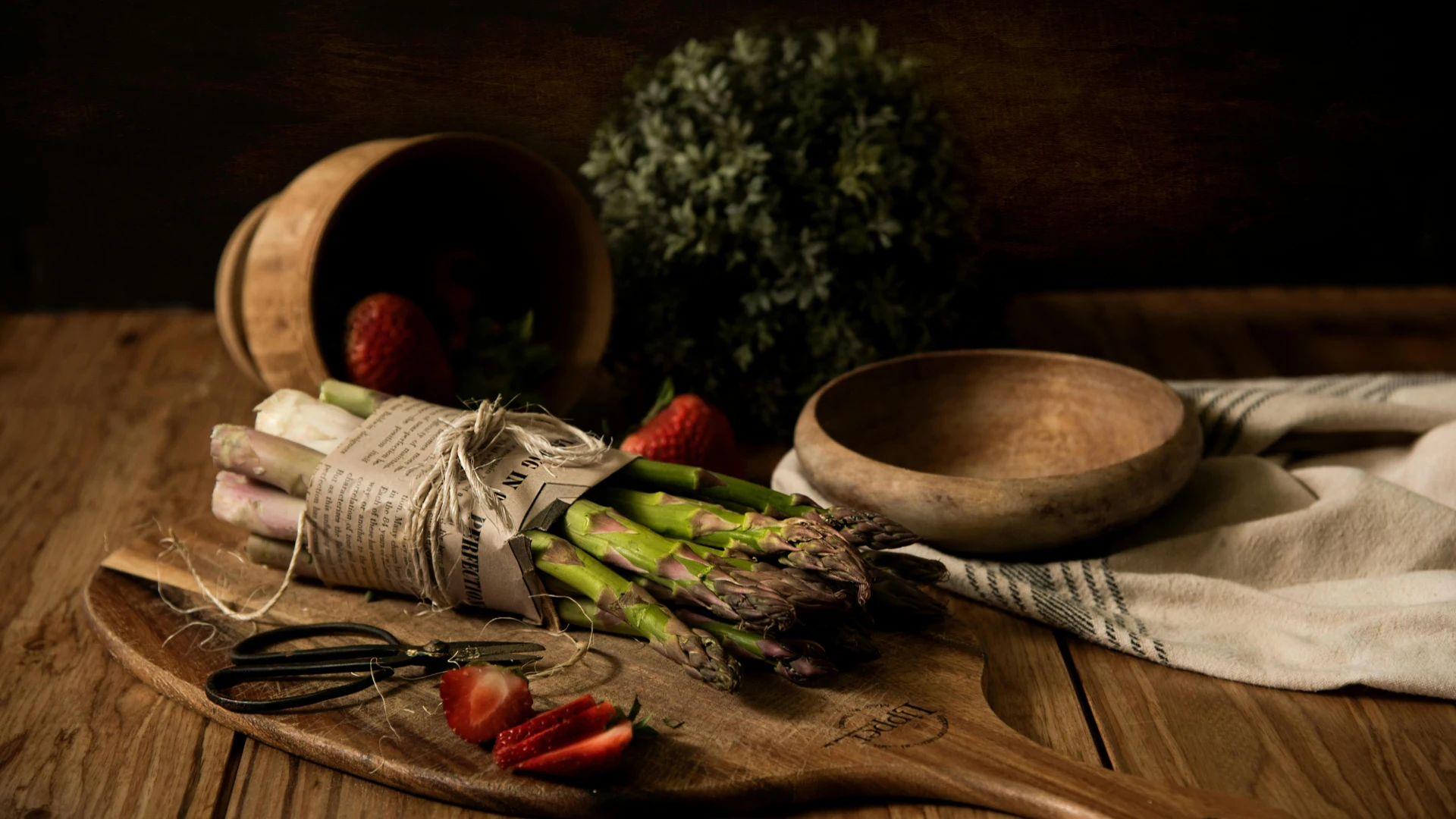 Спаржа — відроджений український продукт. Цікава історія та смачні страви