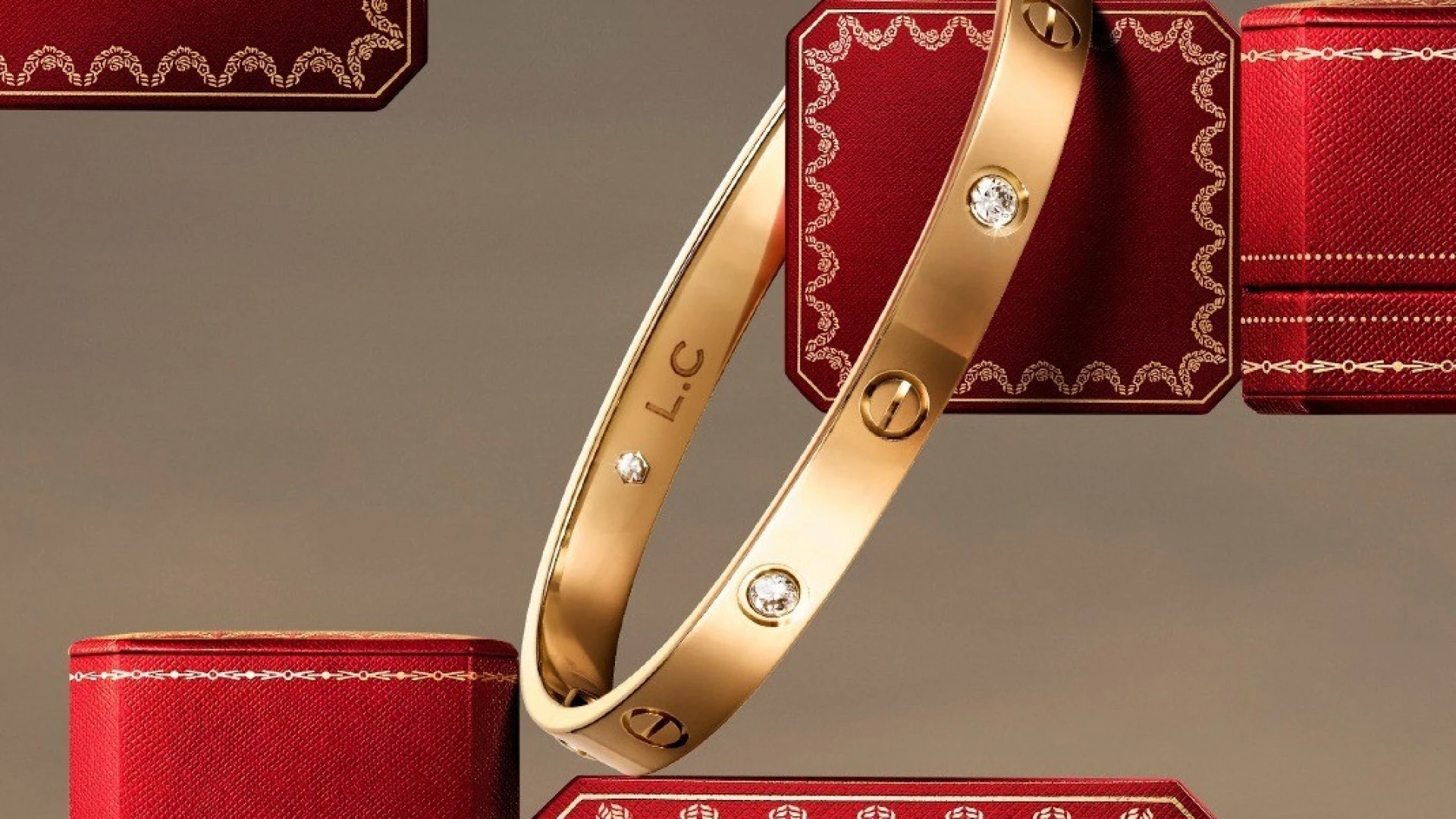 Браслет Love від Cartier: історія культового ювелірного шедевра