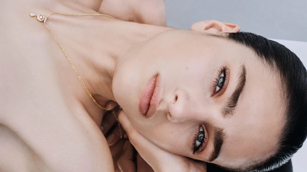 Chanel перетворив аромат N°5 на витвір ювелірного мистецтва