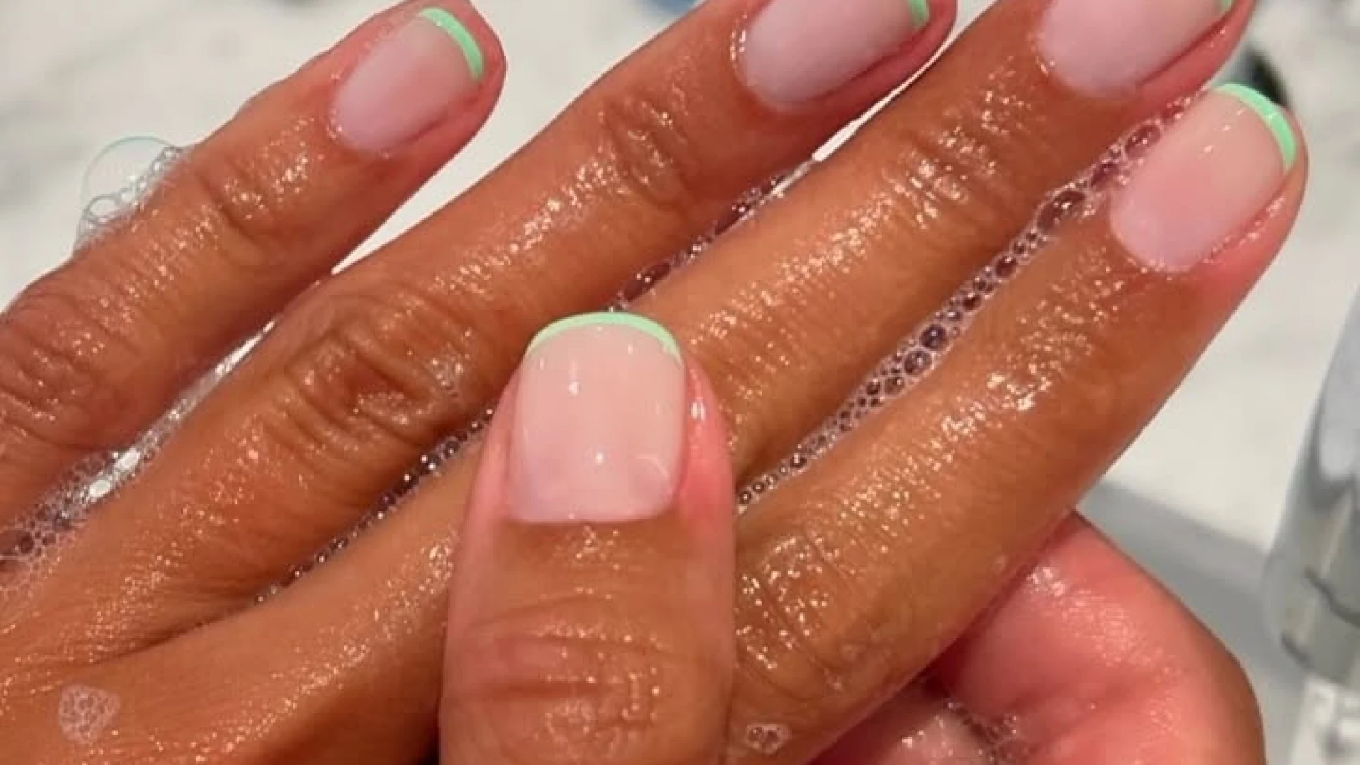 Головні nail-тренди цього літа