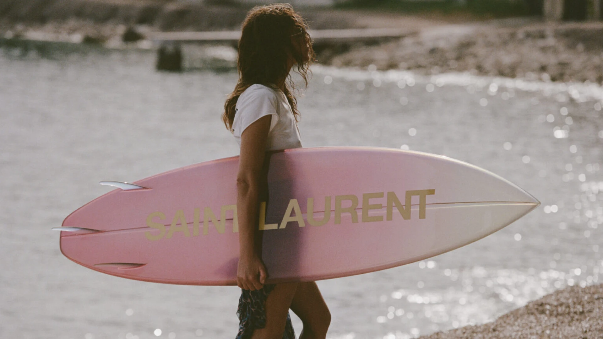 Відтінки літа: Saint Laurent представив нову рекламну кампанію сезону 