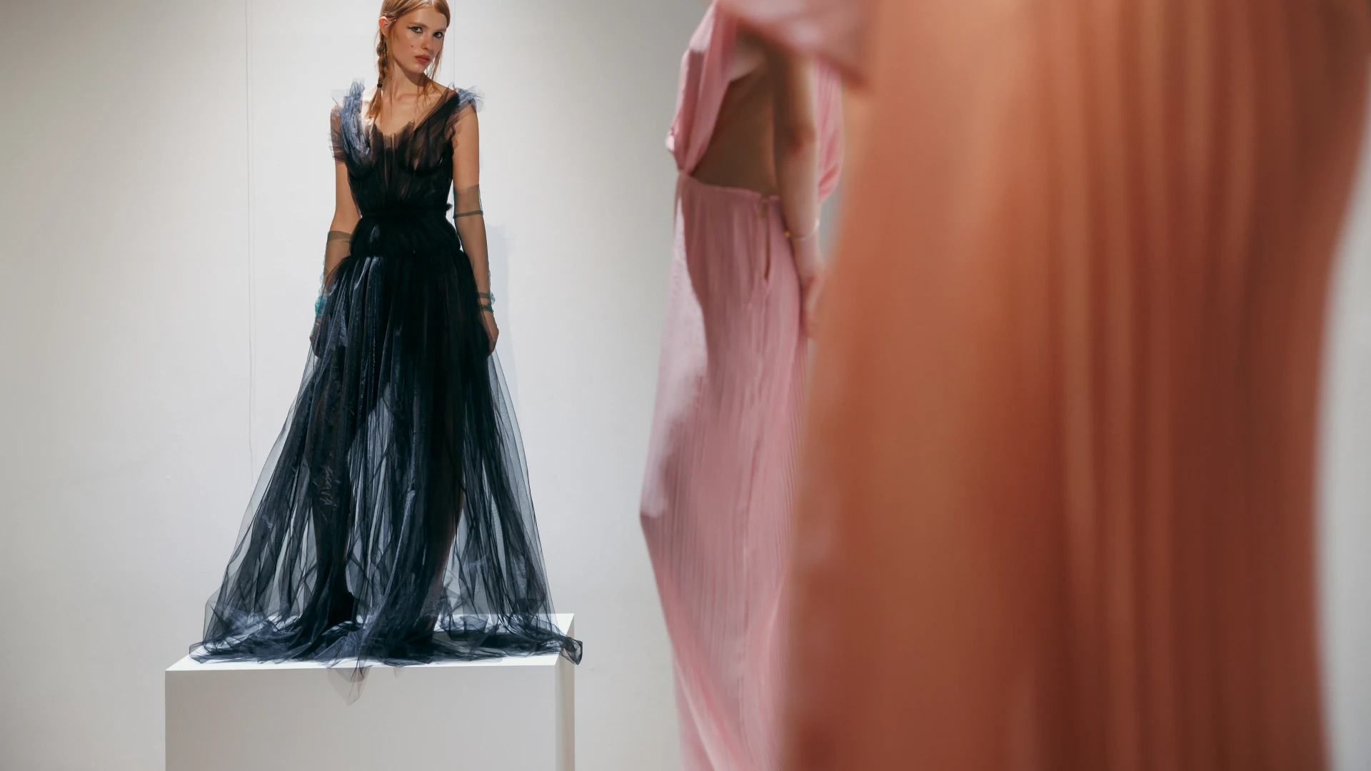 J’amemme підсвітлює жіночу силу в новій колекції Sa Lumière на Ukrainian Fashion Week