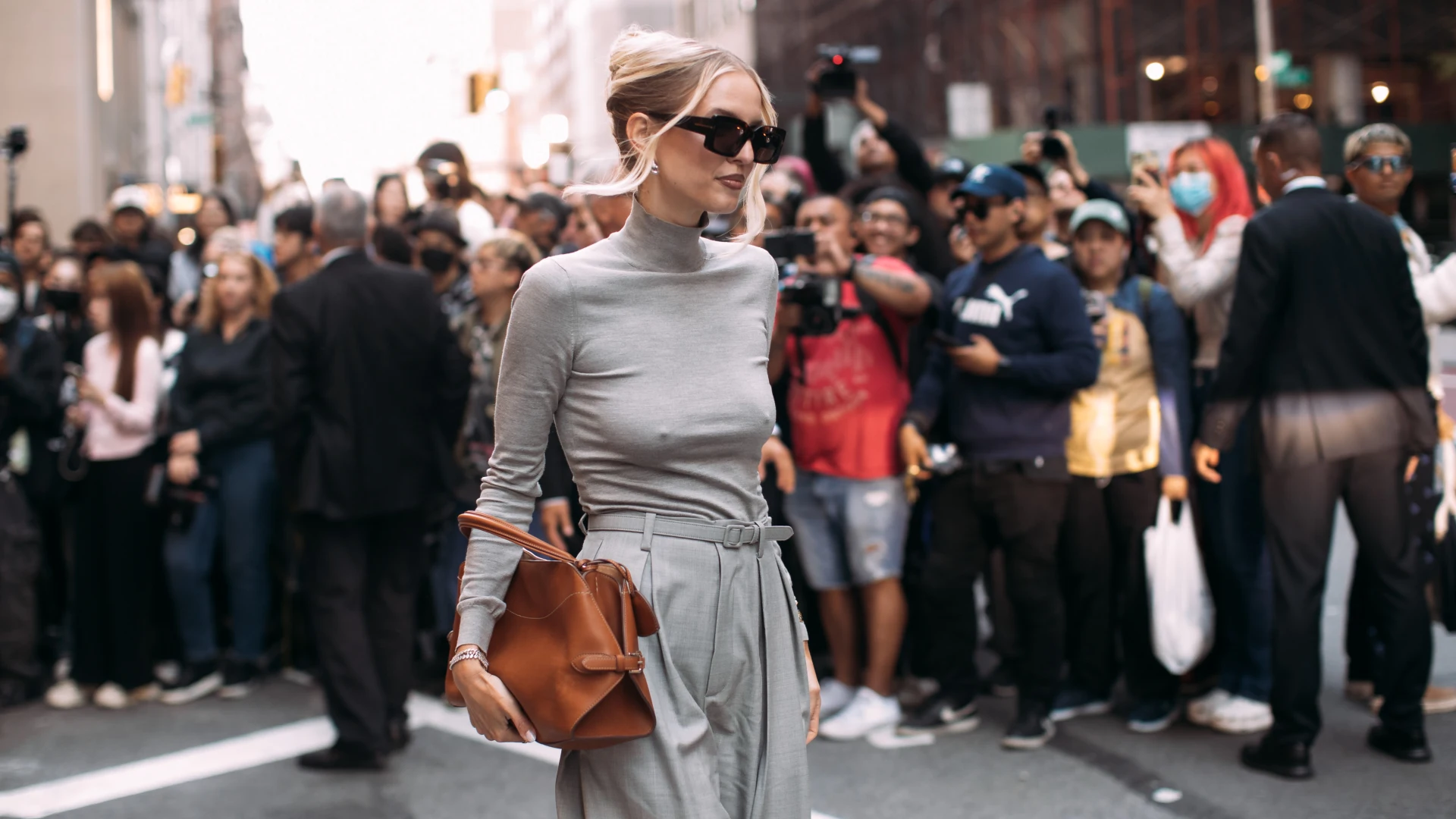 Найкрасивіші streetstyle-образи Тижня моди у Нью-Йорку сезону весна-літо — 2026 
