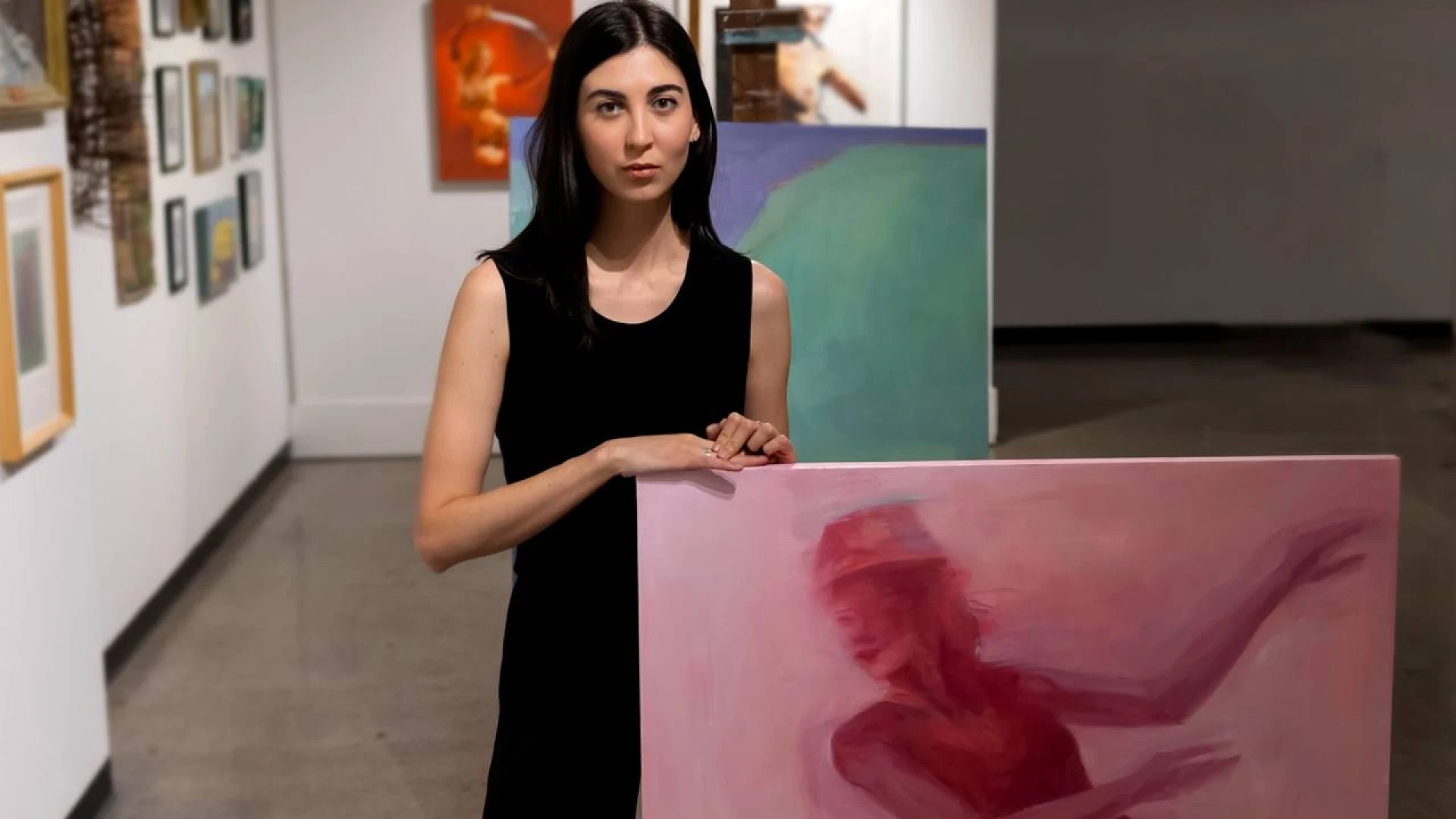 Ельзара Юсуфова: сучасний імпресіонізм, жіночі силуети та коди кримськотатарської культури