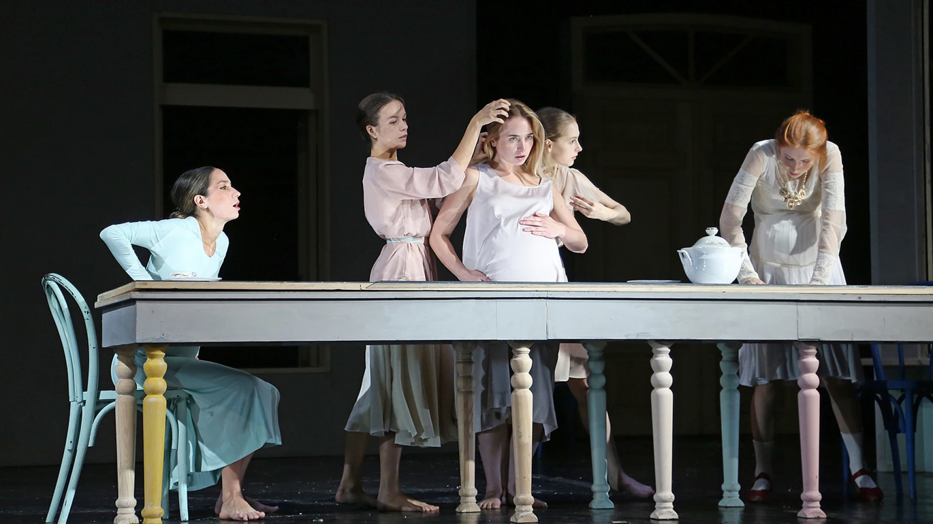 Що варто знати про виставу «Дім» Андрія Жолдака