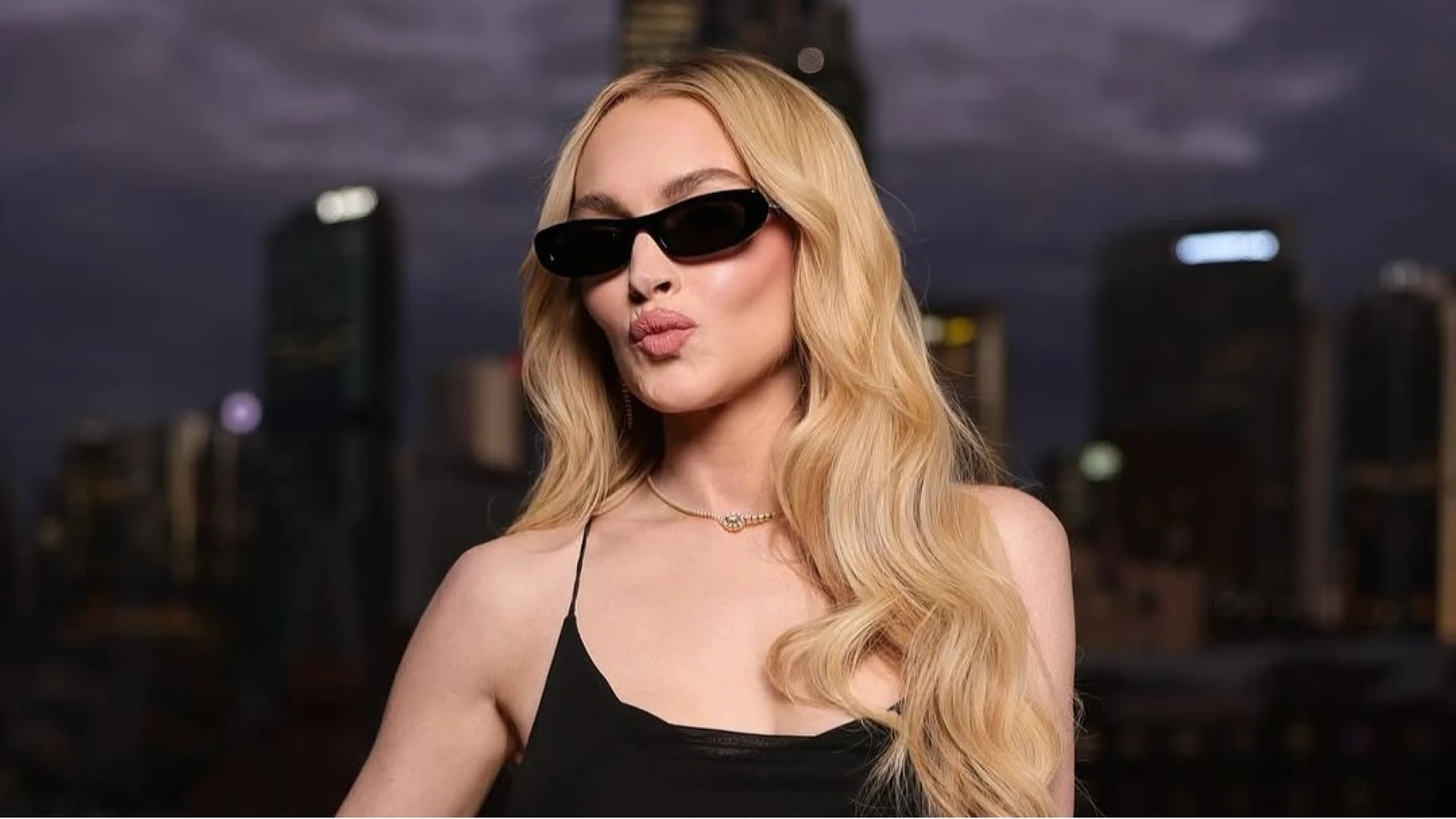 Трендові зіркові зачіски зими-2025/26, які всі зараз повторюють