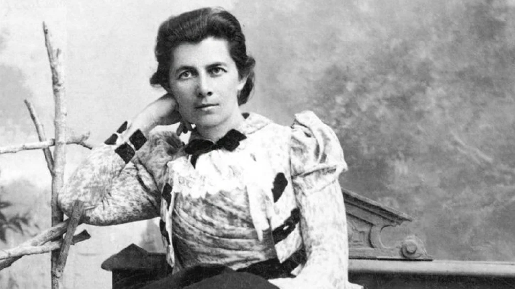 Читаємо уривок з книги «Маскарад» української письменниці Олени Пчілки