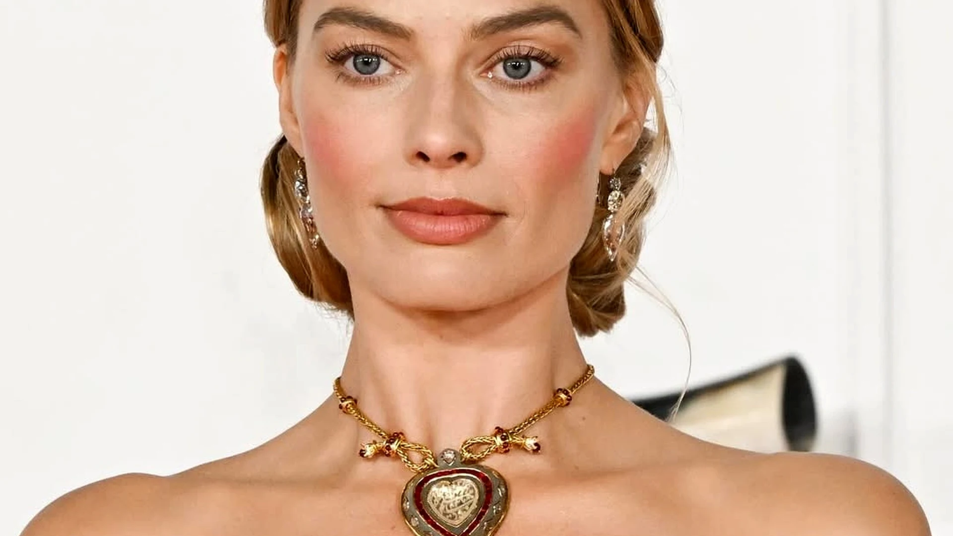 Чому всі шукають бальзам-рум’яна Chanel у відтінку Berry Boost