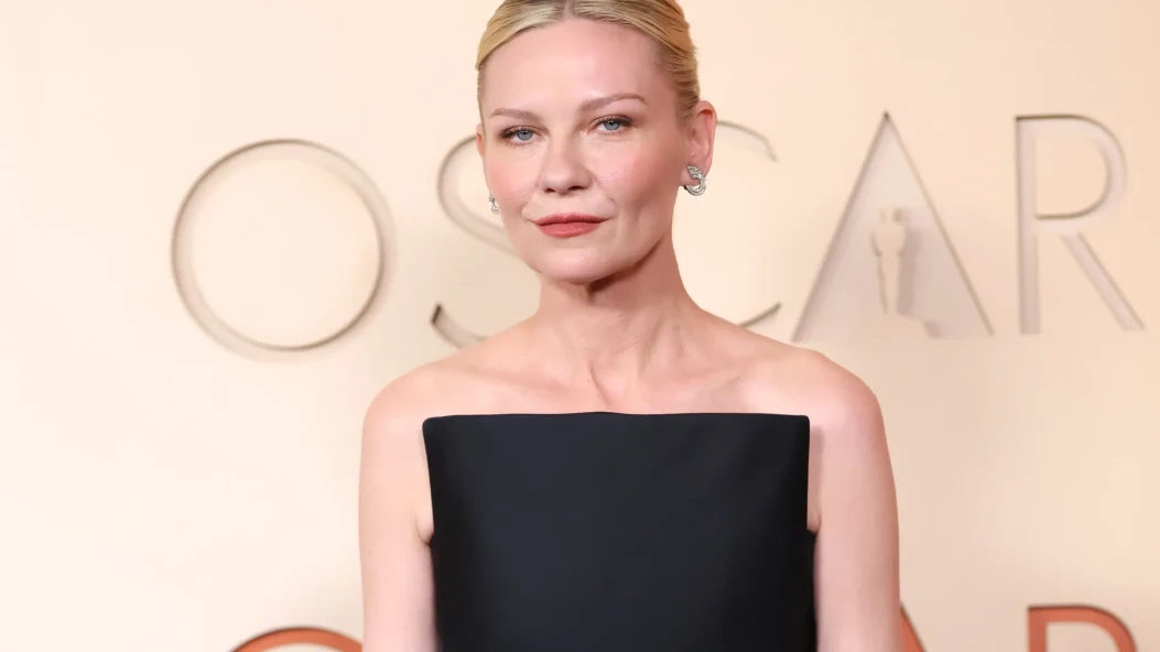 Кірстен Данст зіграє у сиквелі трилера «Служниця»