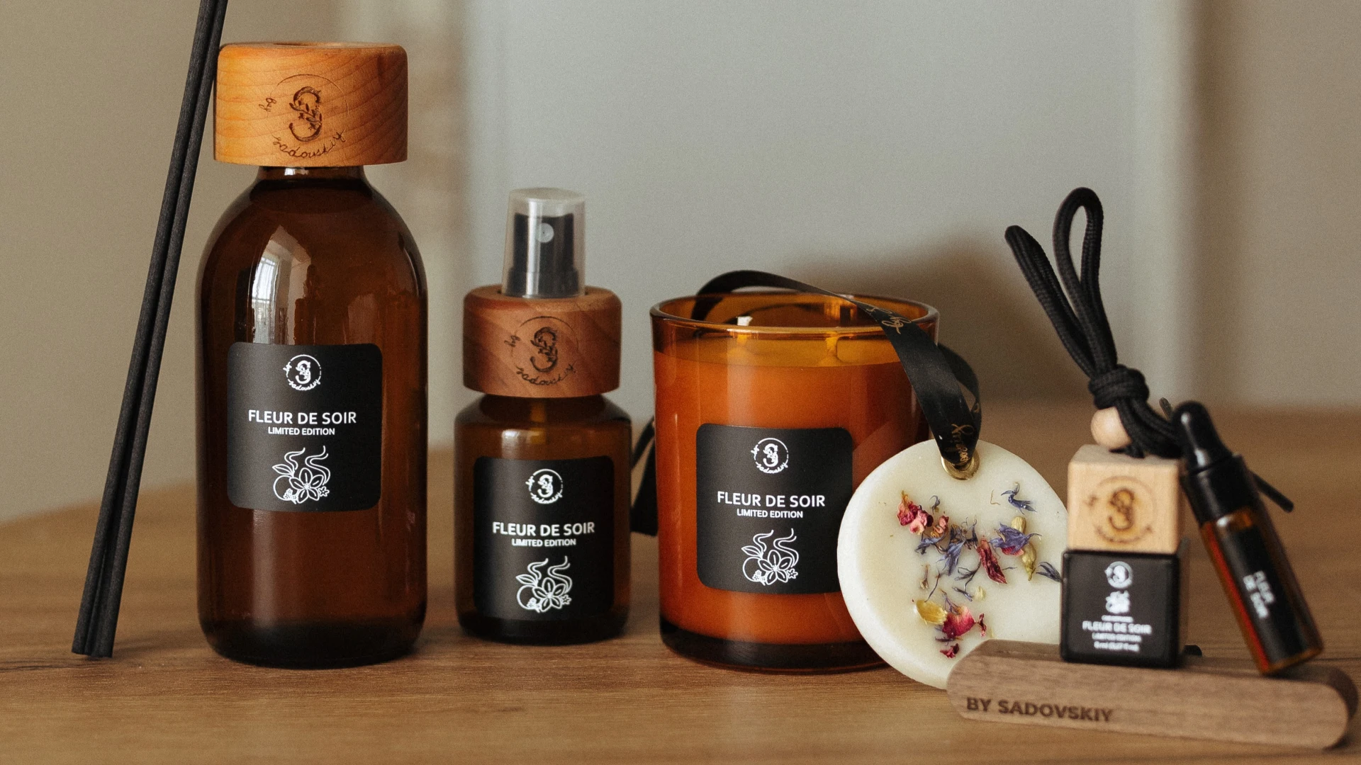 Естетика близькості: український бренд By Sadovskiy випустив інтимну парфумерну колекцію Fleur de Soir