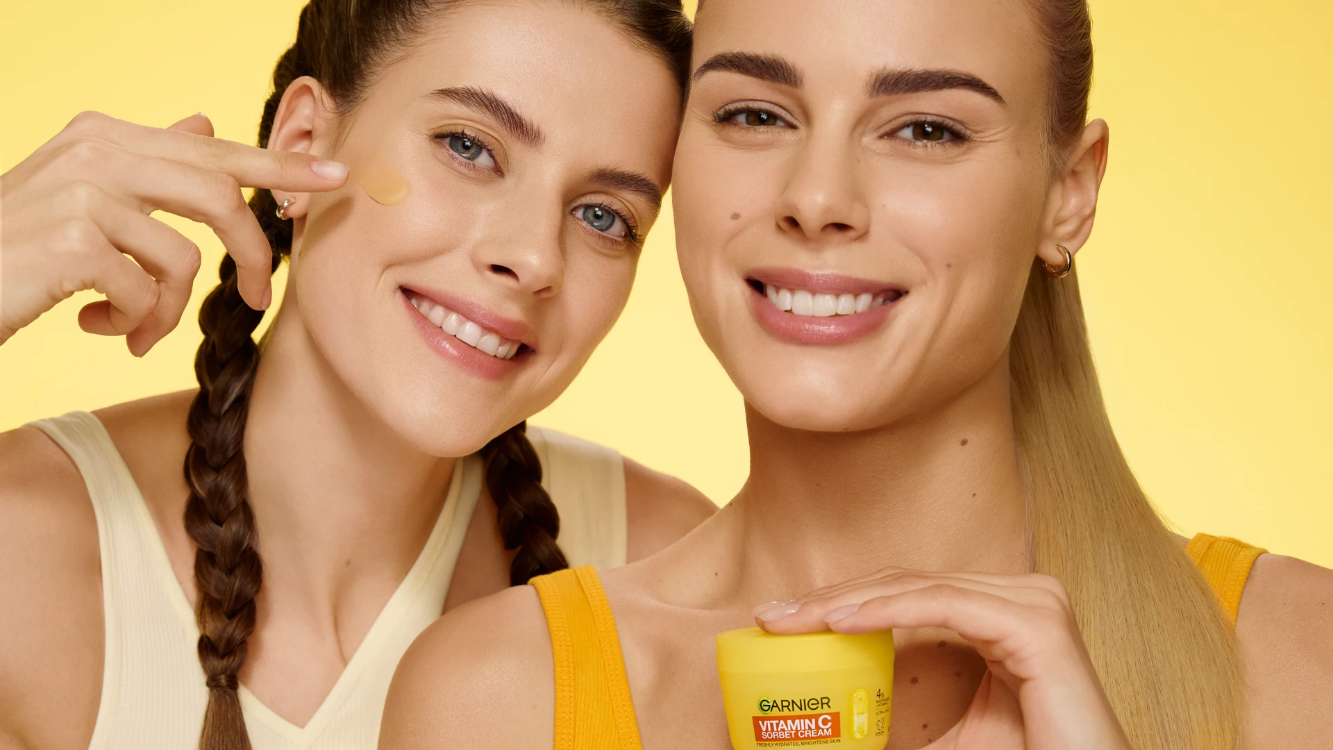 Ярослава Магучіх і Юлія Левченко — нові амбасадорки Garnier в Україні