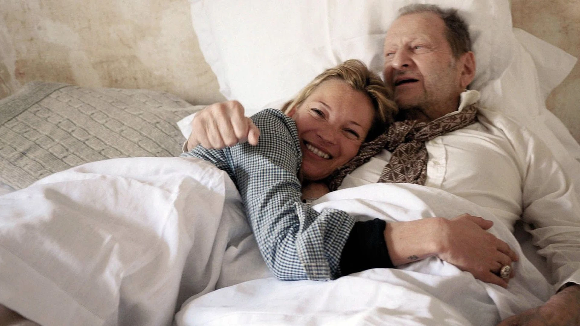 Яким буде фільм «Мосс і Фройд» про дружбу супермоделі та художника: дивимося перший трейлер