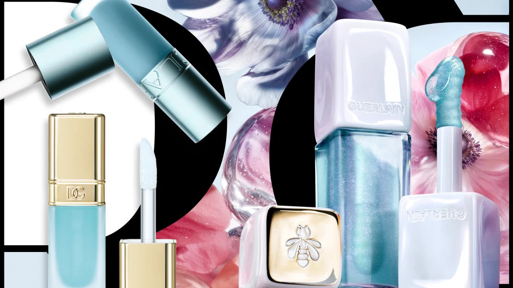 Блакитні блиски для губ — найнеочікуваніший beauty-тренд літа 2026