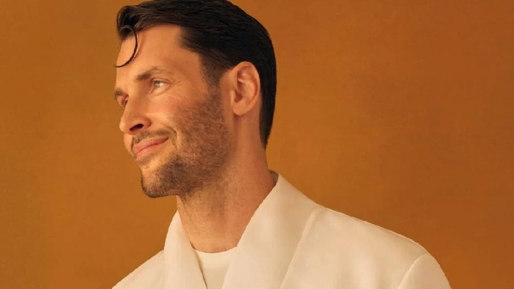 Jacquemus анонсував показ нової колекції бренду світлиною українського фотографа 