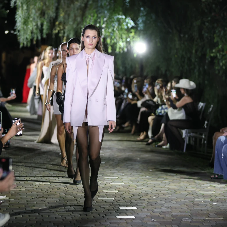 Як минув другий день Ukrainian Fashion Week сезону весна-літо — 2026 