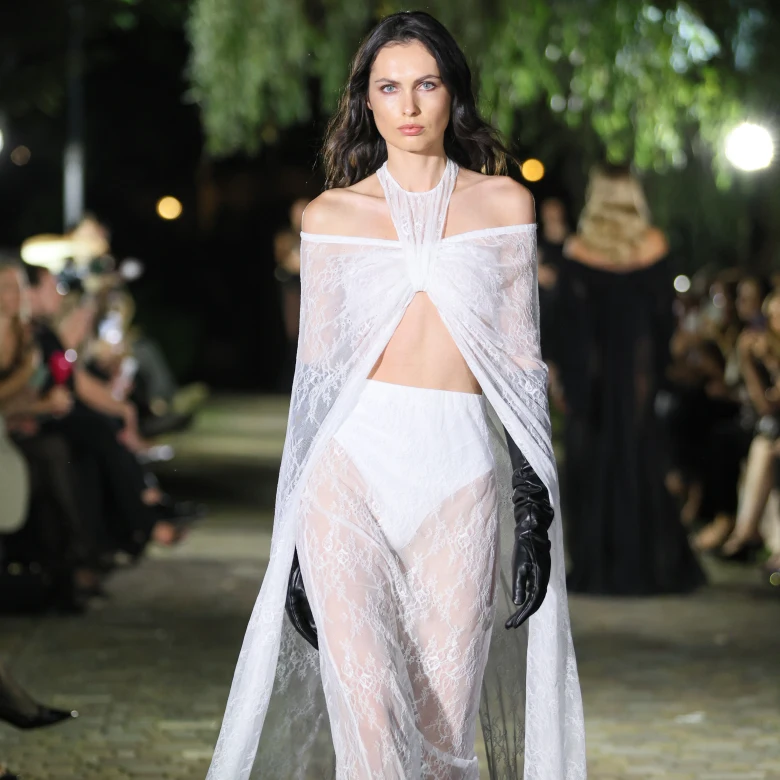 8 ключових трендів сезону весна-літо — 2026 з подіумів Ukrainian Fashion Week, які характеризують перспективу моди на наступні місяці