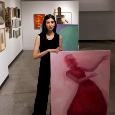 Ельзара Юсуфова: сучасний імпресіонізм, жіночі силуети та коди кримськотатарської культури