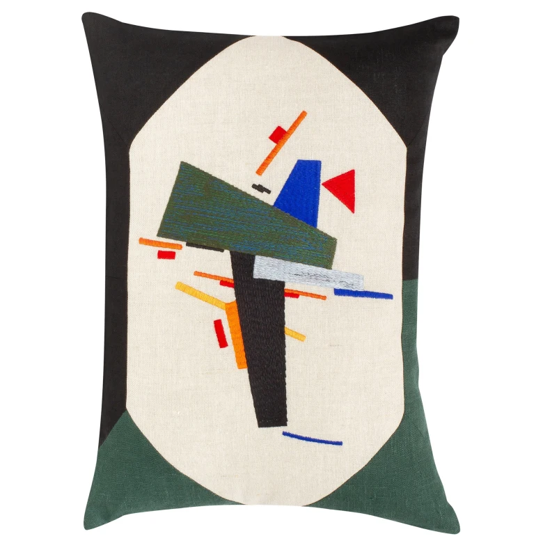 Ukraine WOW та Etnodim представили подушку, що відтворює роботу Казимира Малевича