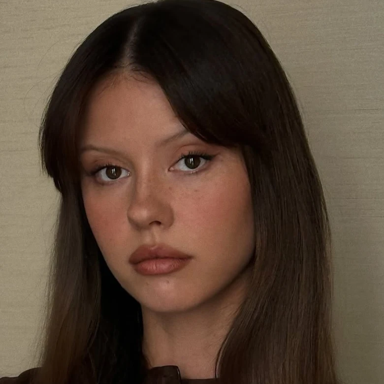 Як відтворити макіяж Мії Гот із фестивальних показів фільму «Франкенштейн»