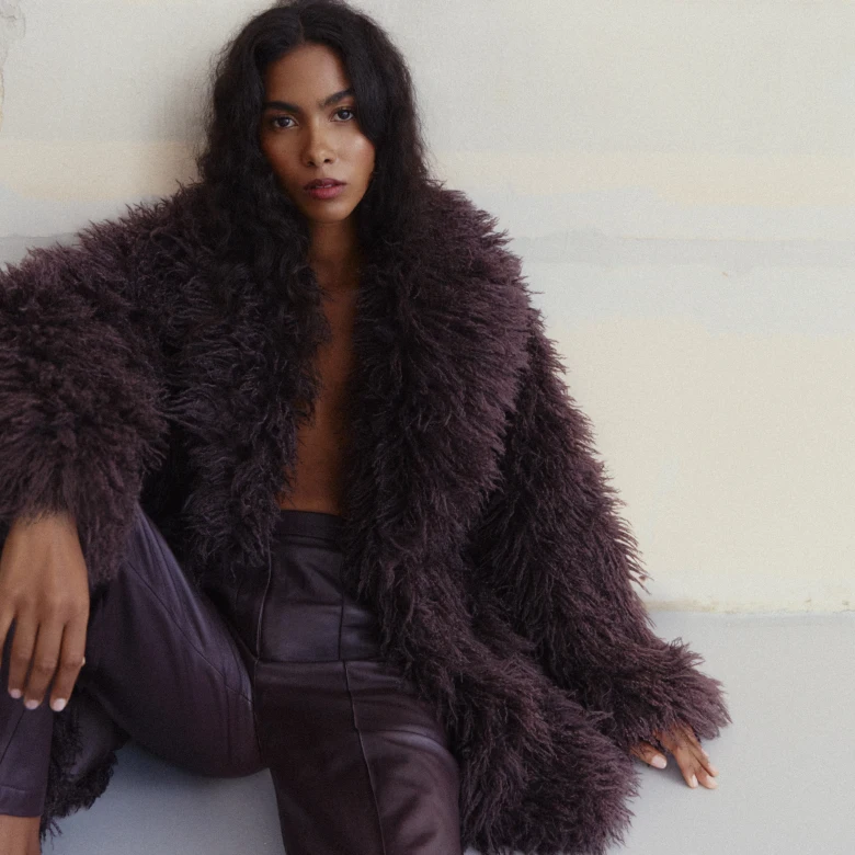 Сила, що не потребує гучності: Answear.LAB відкрив сезон осінь-зима — 2025/26 у новому ритмі 