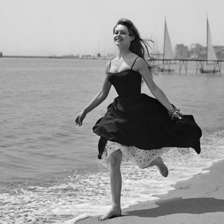 Пахнути літом як Бріджит Бардо