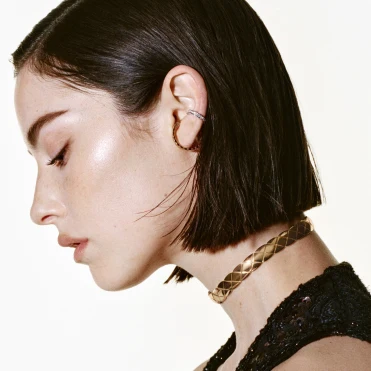 Співачка Ґрейсі Абрамс стала новою музою ювелірної лінійки Coco Crush від Chanel 