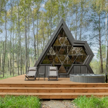 Коли розкіш – це тиша: новий погляд на заміський відпочинок