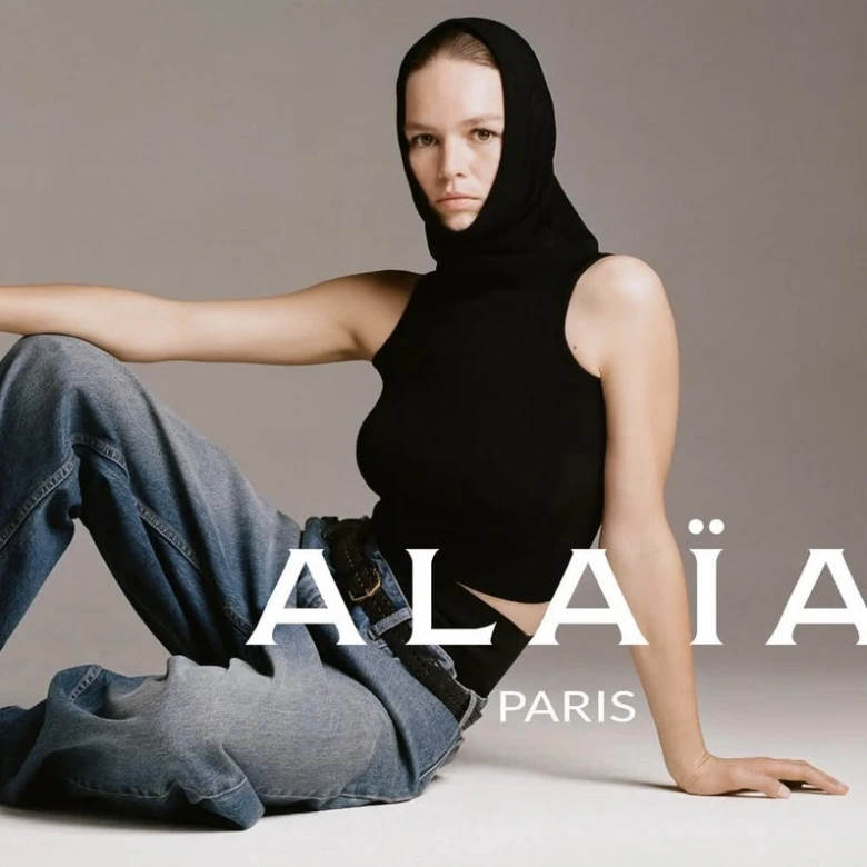 Ці джинси будуть всюди у 2026 році: як носити і де купувати наймоднішу пару 