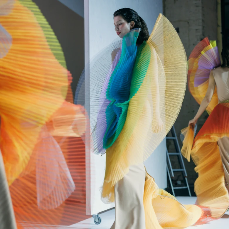 Залаштунки Ukrainian Fashion Week: як створювався артперформанс NADYA DZYAK 