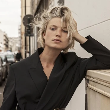 Догляд за блондом після освітлення: як зупинити руйнування волосся та зберегти відтінок