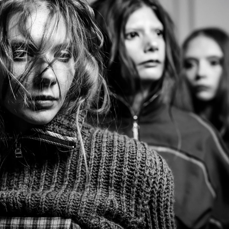 Залаштунки Ukrainian Fashion Week: як показ UPSLOWUSE переосмислює українську демонологію 