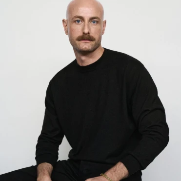 Дрю Генрі замінить Ніколя Ді Феліче на посаді креативного директора Courrèges 