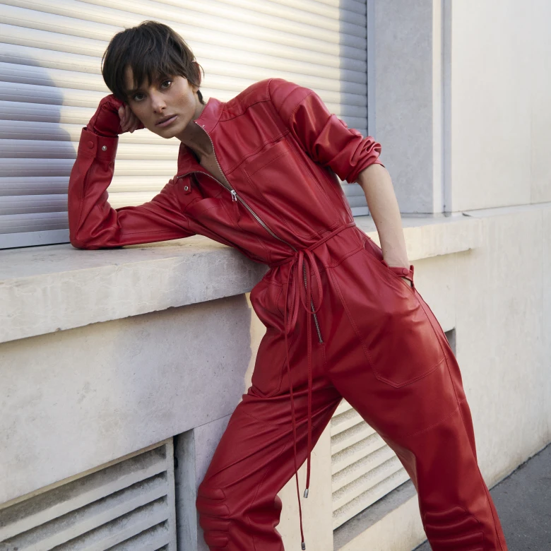 Український бренд KARUNAS представив нову колекцію Driven Woman у Парижі 