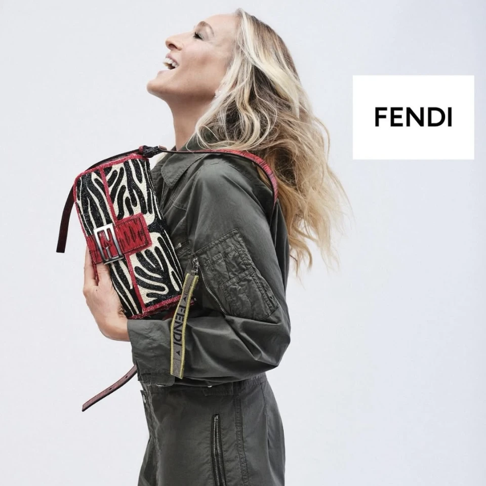 Сара Джессіка Паркер зʼявилася у кампейні нової Fendi Baguette