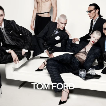 Гайдер Акерманн досліджує спокусу у новому кампейні Tom Ford осінь-зима — 2026/27 