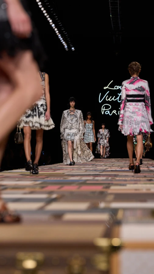 Louis Vuitton весна-літо — 2025: як примирити м’якість і силу 