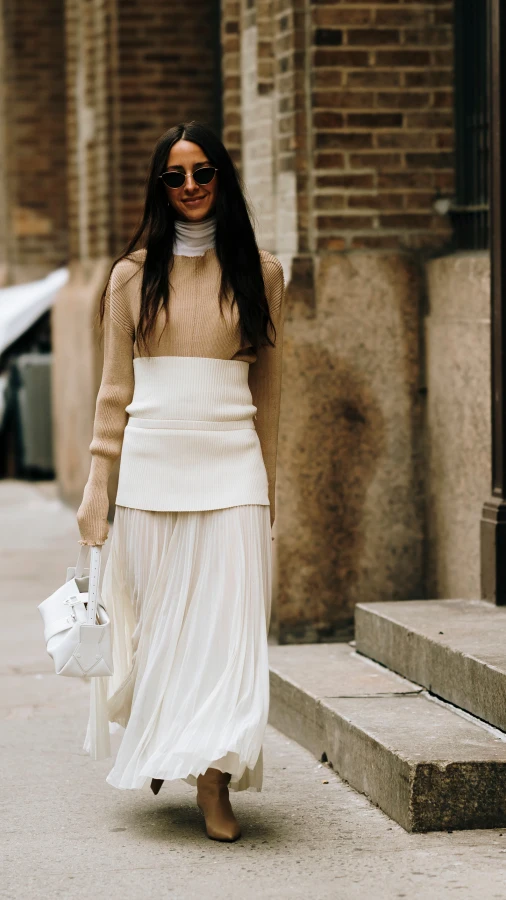 Як носити трендові спідниці в холодний сезон 