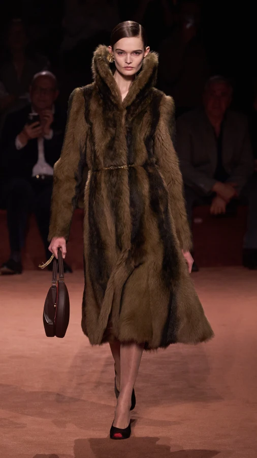 Fendi осінь-зима — 2025/26: гучне століття стилю та майстерності