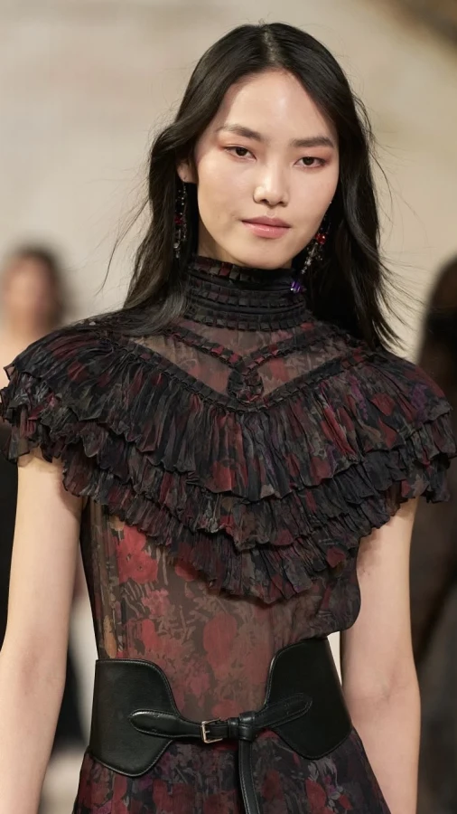 Ralph Lauren осінь-2025: позачасовість і несподівані контрасти 