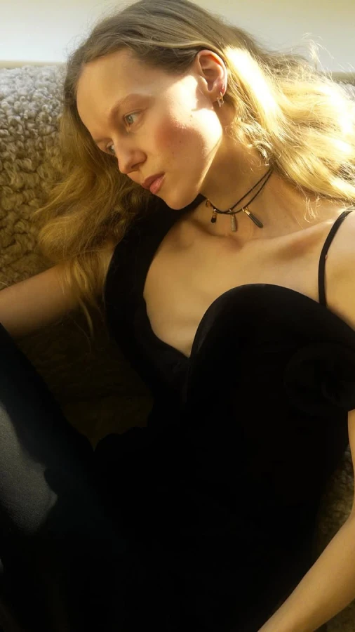 Гайд по кортизолу: як гормон стресу впливає на все — від шкіри до психічного здоров'я