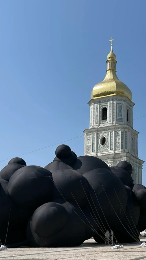Що відомо про інсталяцію «Чорна хмара», яку Україна представить на Burning Man